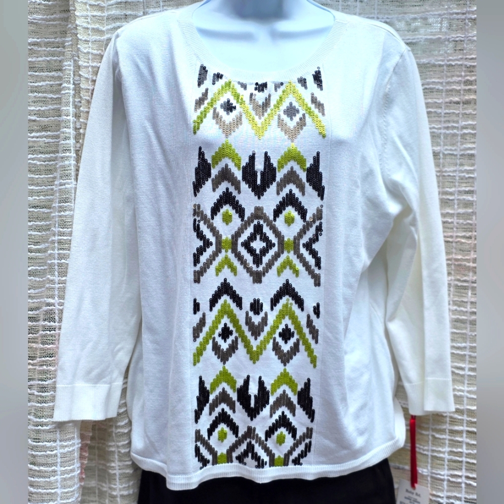 Ruby Rd. White Sweater with Sequin Design